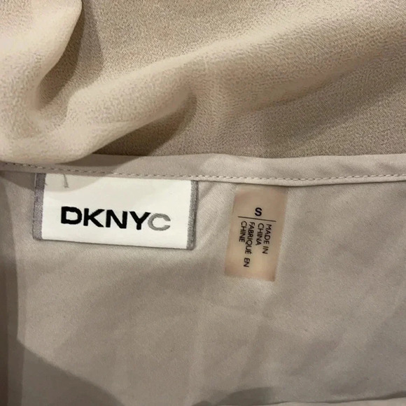 Women’s DKNYC blouse‎ Small - Picture 3 of 3